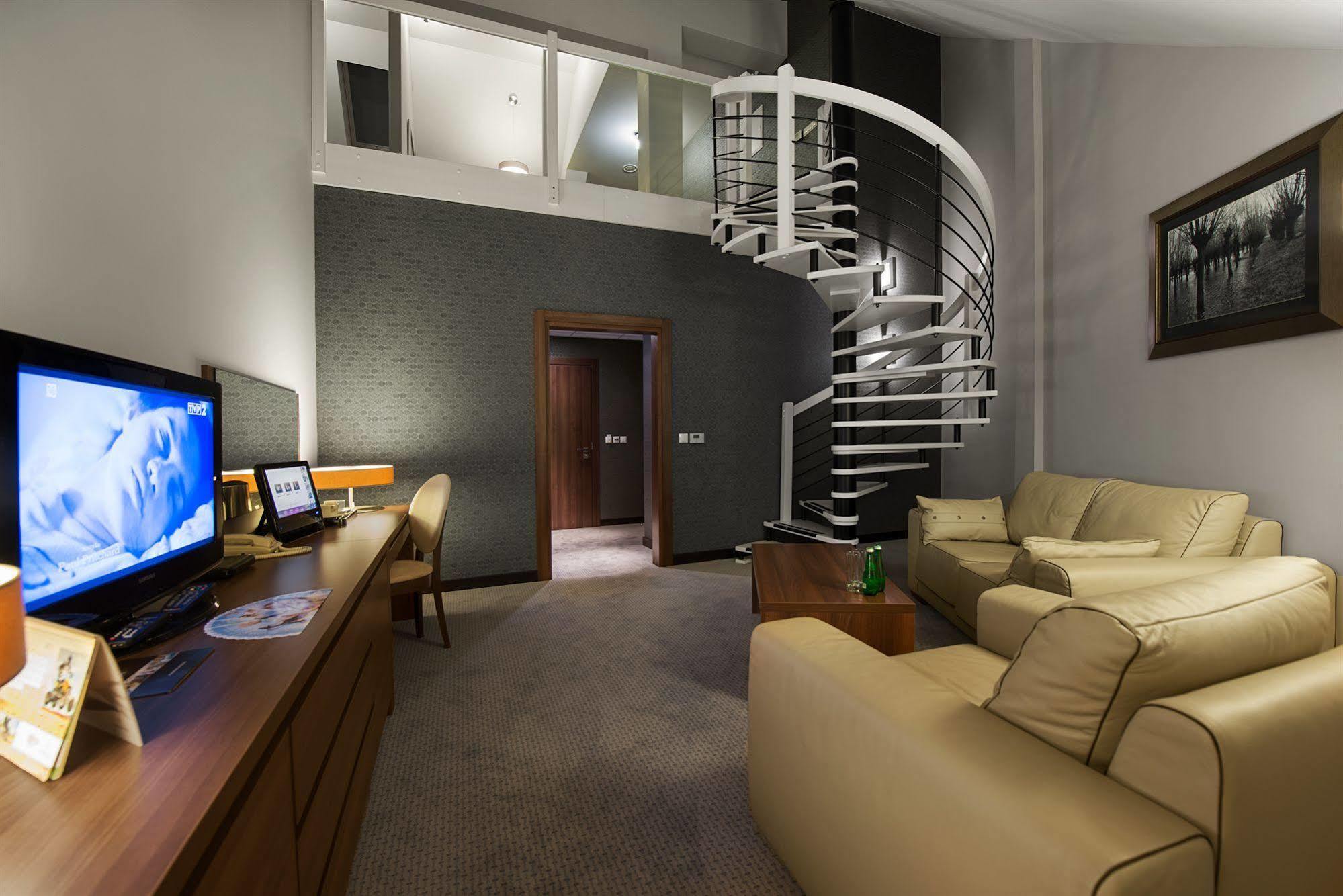 Rado Resort Spa & Wellness Mielec Exterior foto